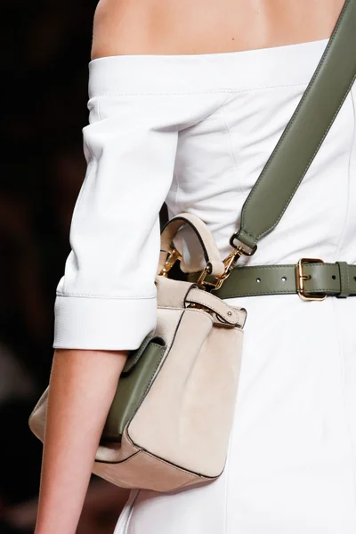 Look 85